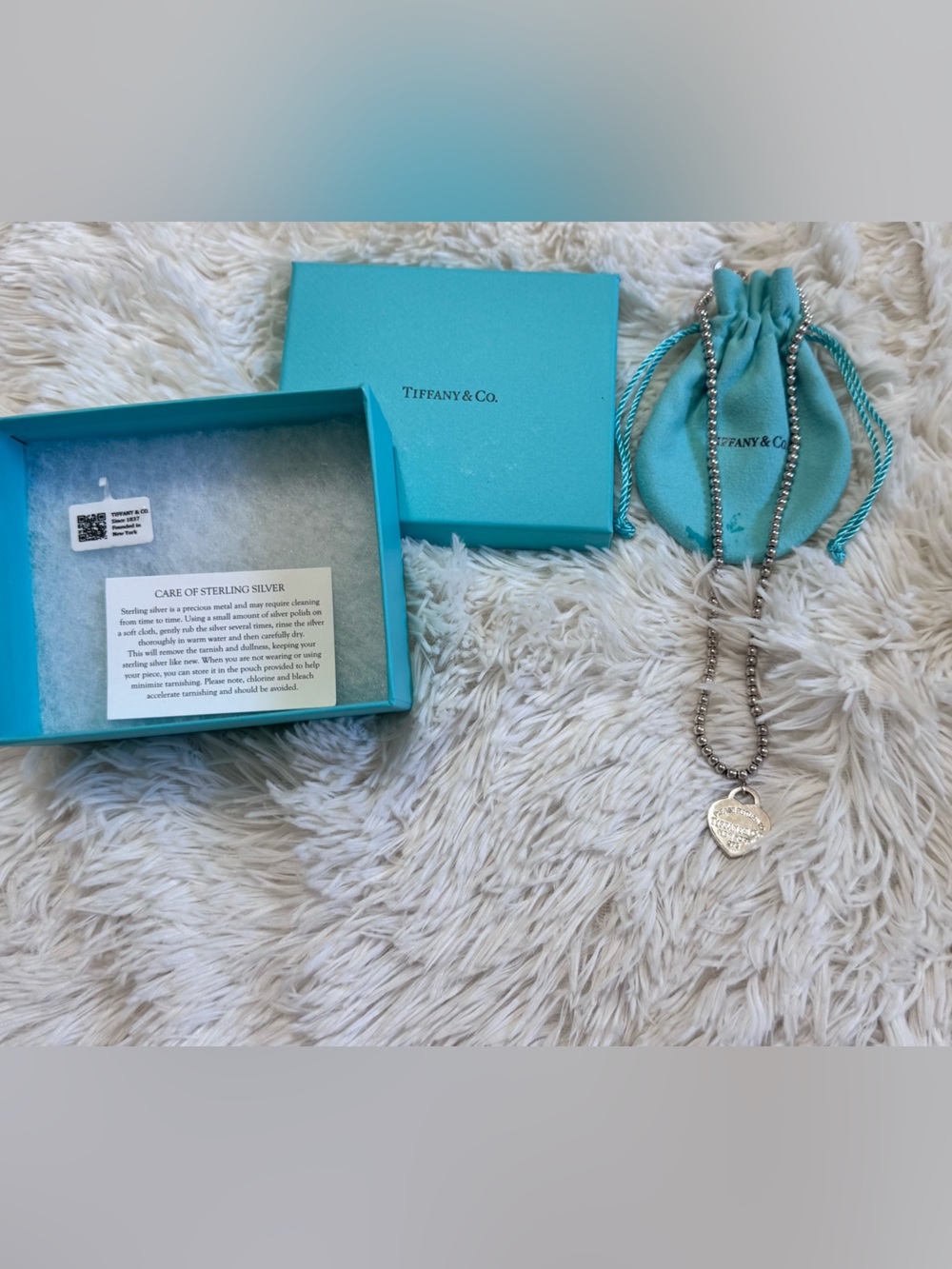 Tiffany & Co. Silver Heart Tag Bead Necklace with Signature Blue Pouch